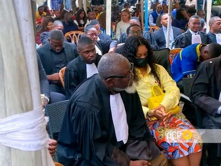 RDC : le tribunal militaire refuse à Rebo Tchulo de quitter momentanément l’audience pour rejoindre son enfant