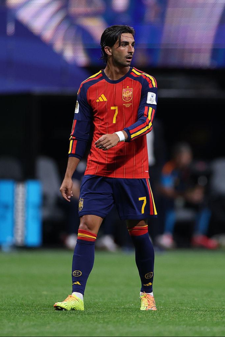 MERCATO : FERRAN TORRES QUITTE LE BARÇA ET S’ENGAGE AVEC LE PSG POUR CINQ ANS
