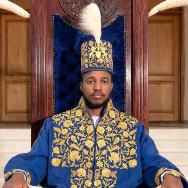 Ouganda : le roi du Tooro, Oyo Nyimba, est décédé à l’âge de 34 ans Fort Portal