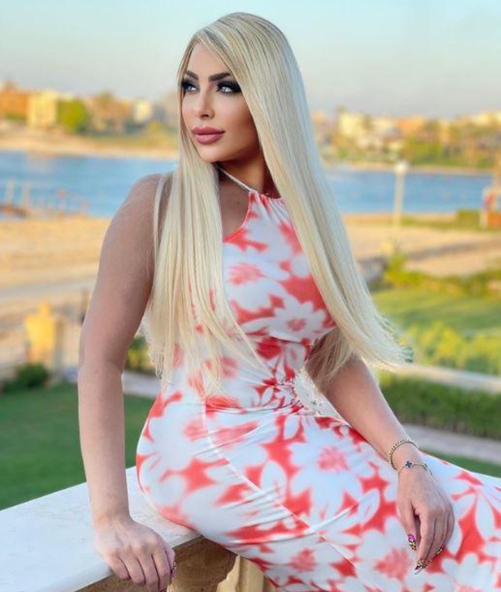 ÉGYPTE : LA PRÉSENTATRICE SARAH KHALIFA CONDAMNÉE À MORT DANS UNE AFFAIRE DE TRAFIC DE DROGUES