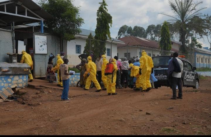 Les efforts sanitaires s'intensifient pour contenir Ebola en RDC
