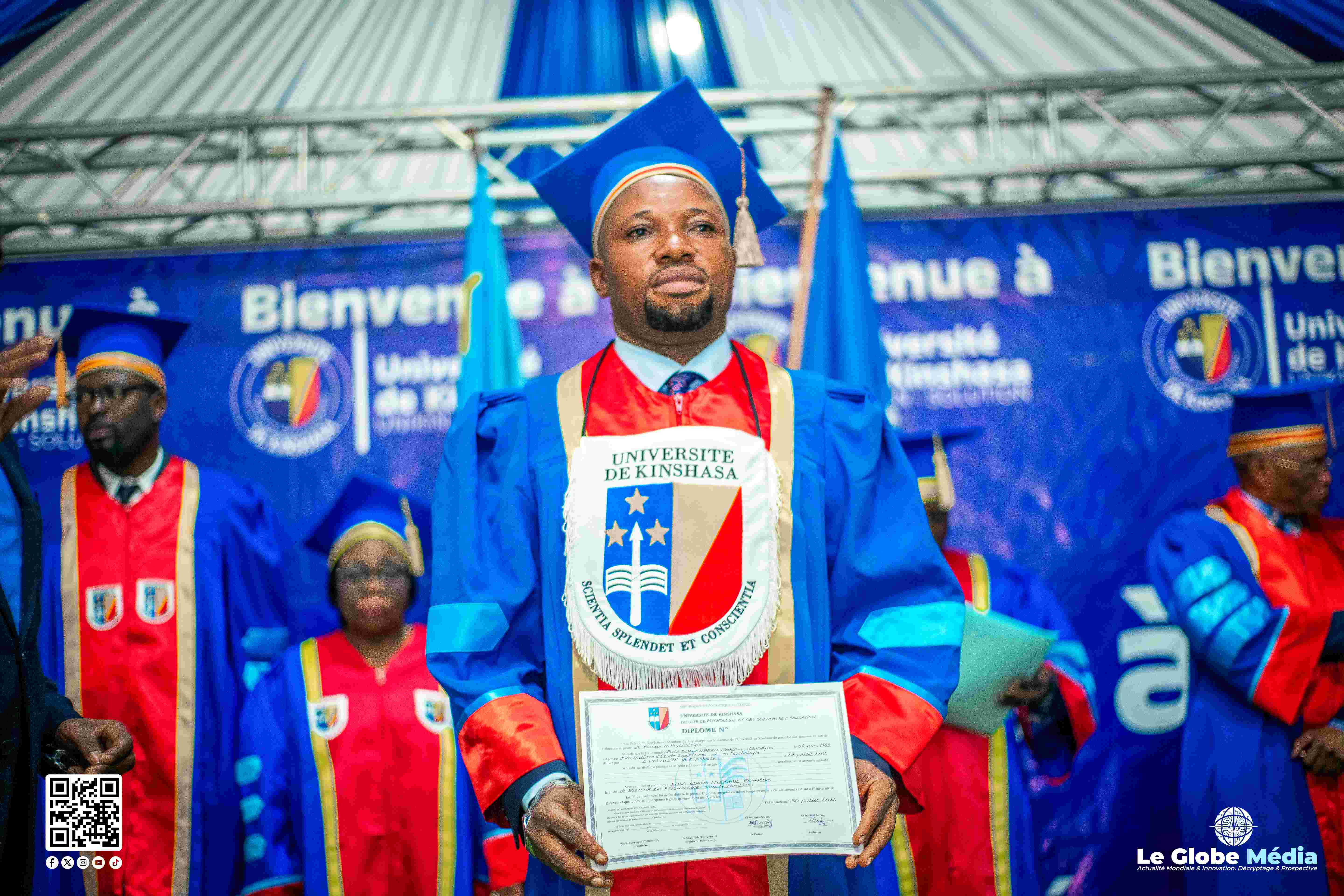 UNIKIN : François Fula Buana Ntambue décroche son doctorat avec la Plus Grande Distinction.