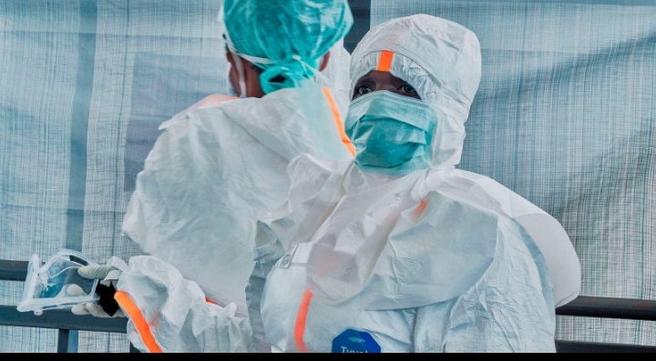 Ituri : Ebola continue de progresser à Tchomia  4 août 2026  La situation sanitaire demeure préoccupante dans le territoire de Tchomia, en Ituri, où les autorités sanitaires signalent une progression de l'épidémie d'Ebola. Le taux de létalité reste élevé,