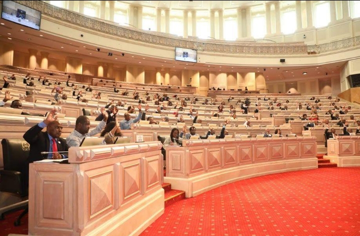 Angola : la nouvelle loi contre les fausses informations en ligne entre en vigueur
